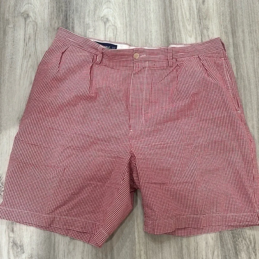 Polo Golf plaid red shorts size 38